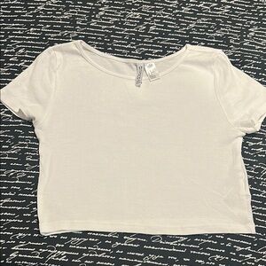 H&M Divided cropped white tee